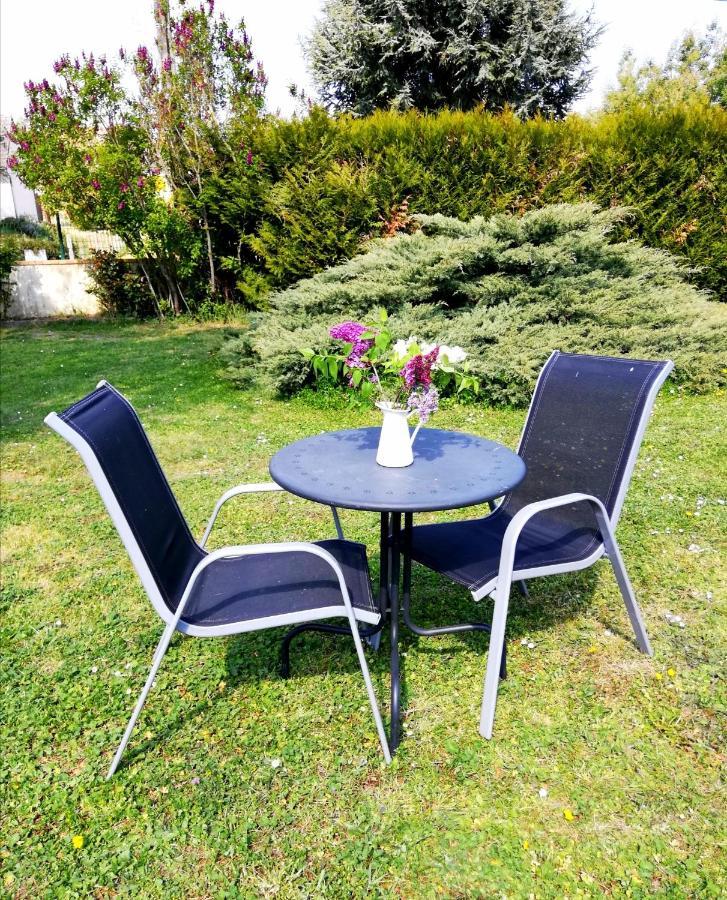 Chambre Privee Calme,Campagne,Etape,Deplacement Pro,Abri Moto Velo,Parking Vaux-sur-Vienne Luaran gambar