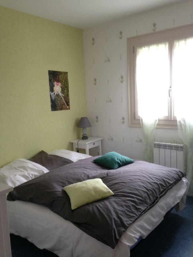 Chambre Privee Calme,Campagne,Etape,Deplacement Pro,Abri Moto Velo,Parking Vaux-sur-Vienne Luaran gambar